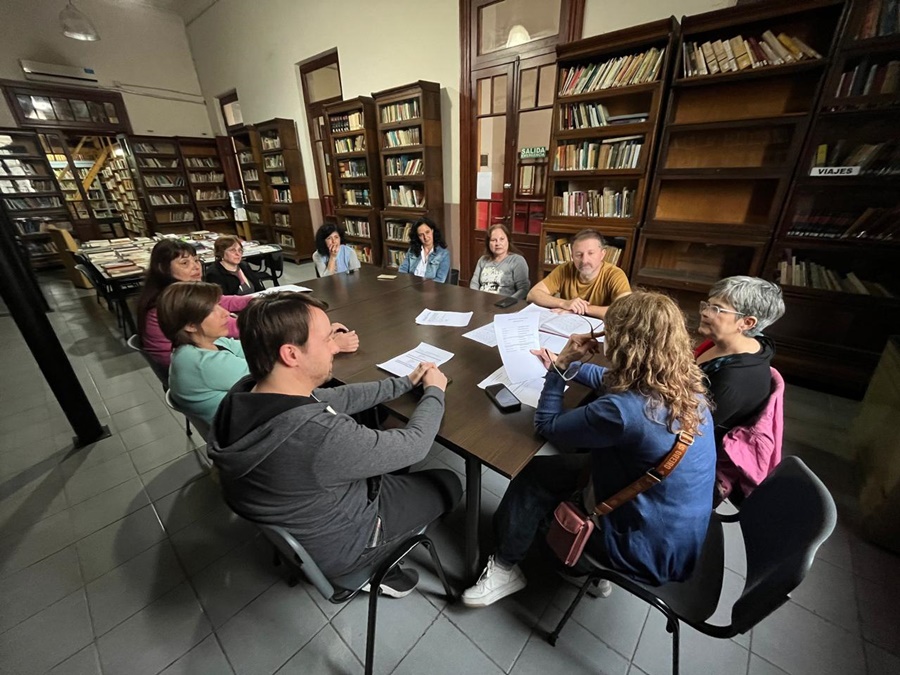 La Biblioteca Popular Armando