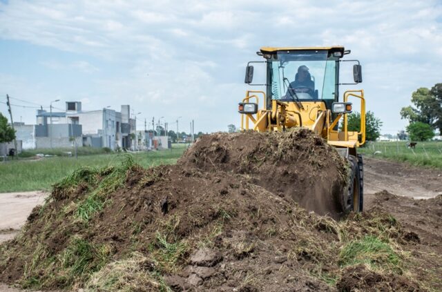 Realizan diferentes obras de