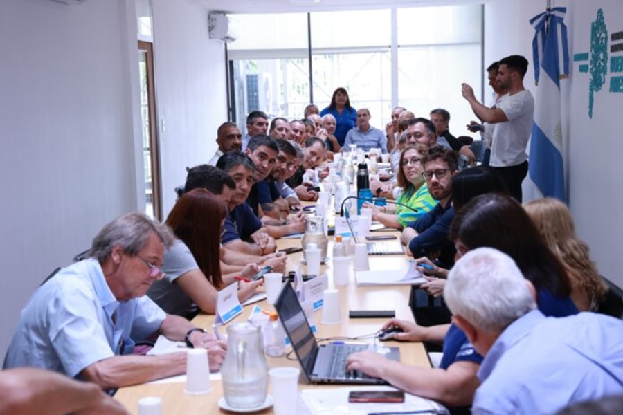 Los docentes le piden