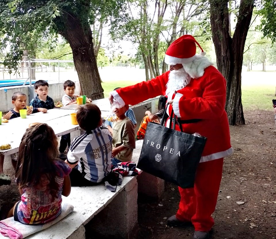Papá Noel Visitó Los