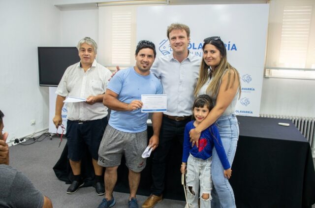 Wesner entregó tenencias