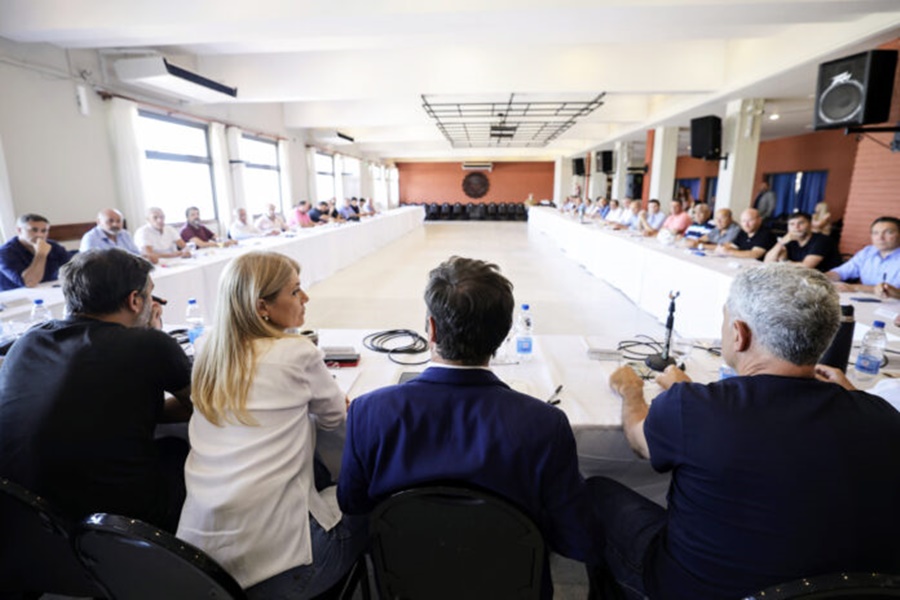 Kicillof de Gesell a Moreno