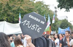 Universidades públicas paran el