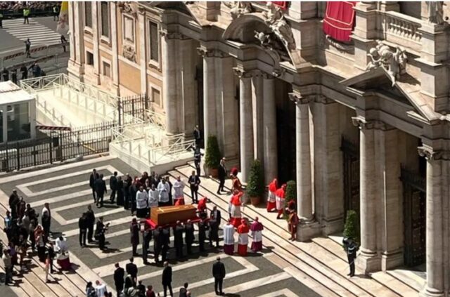El papa francisco ya