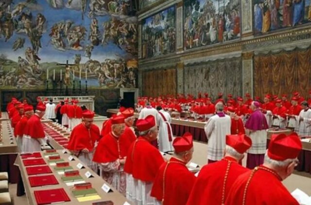 La iglesia católica aplica