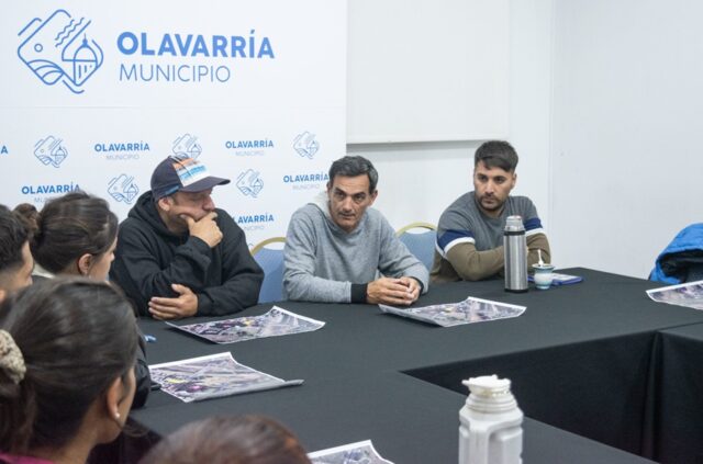 Reunión informativa con grupos