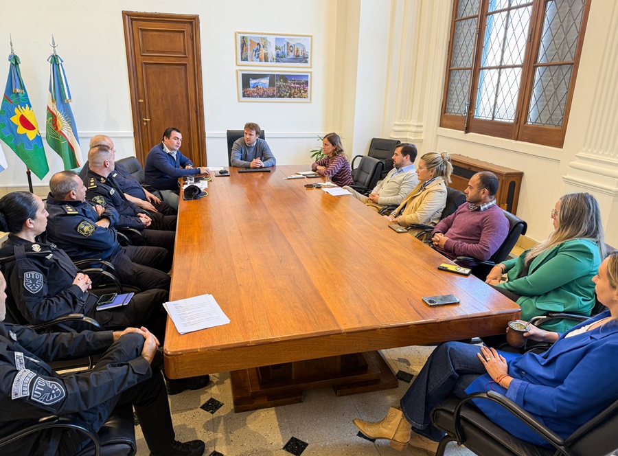 Wesner encabezó una reunión