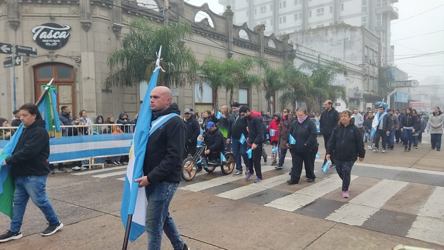 Desfile 65
