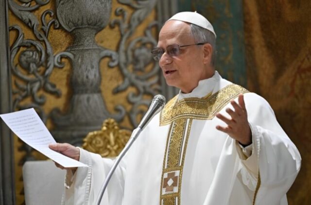Primera homilía de león