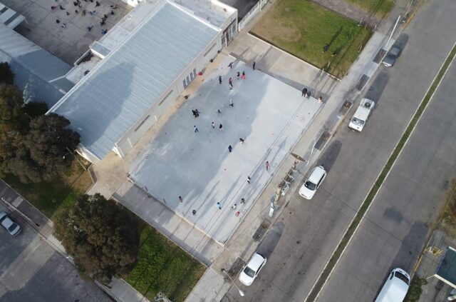 Wesner visitó la Escuela