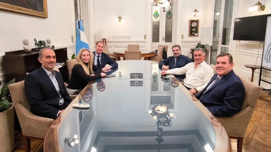 La libertad avanza y