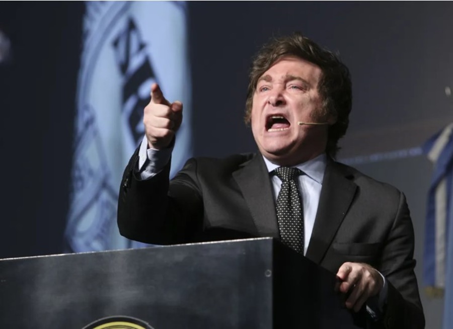 Milei apuntó contra los