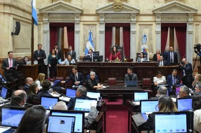 El senado sesionará por