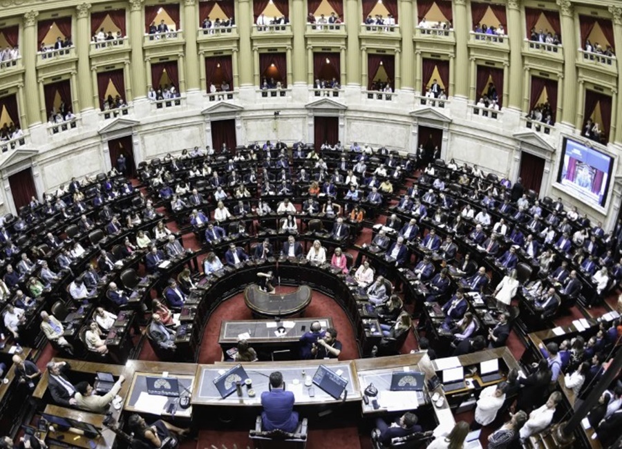 La oposición logró quórum