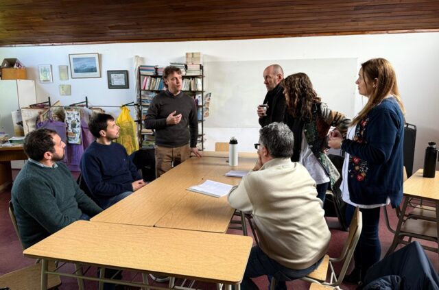 Wesner visitó la escuela