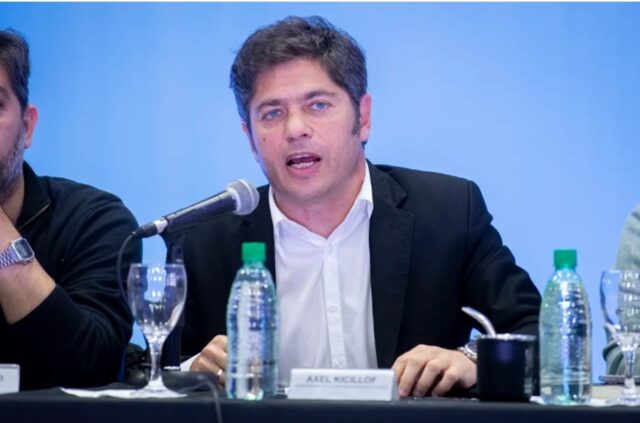 Kicillof denunció persecución y