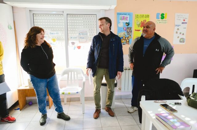 Wesner visitó la Escuela