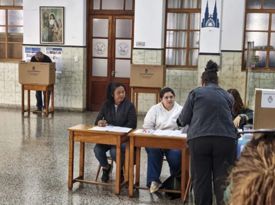 Avanzan las elecciones en