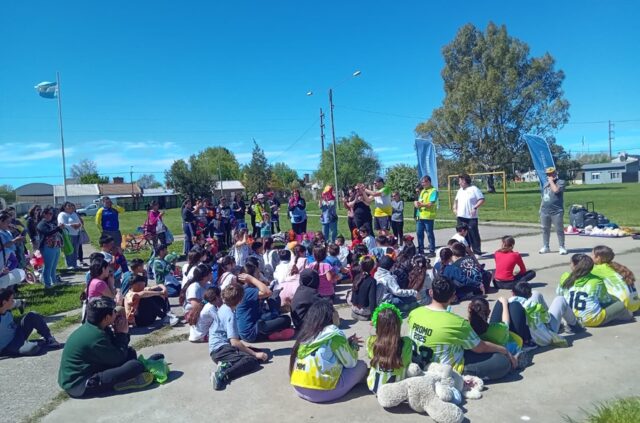 Con buena convocatoria se