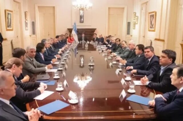 Sin convocar a Kicillof