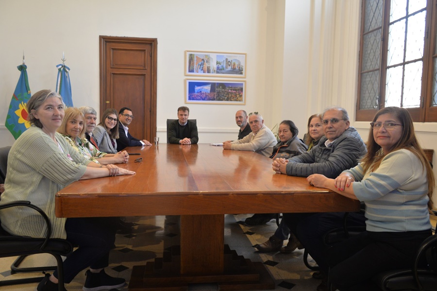 Wesner recibió a autoridades