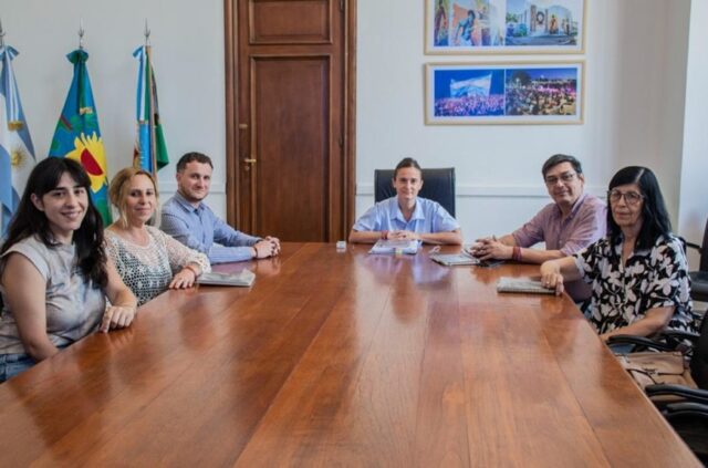 El Municipio y Colegios