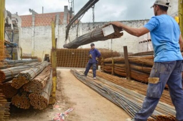 En octubre la construcción