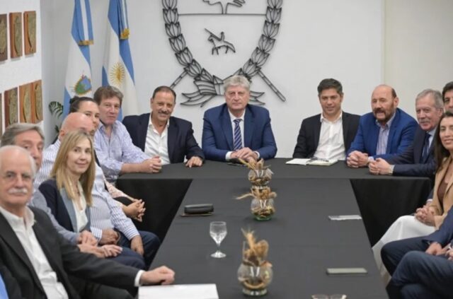 Gobernadores del PJ denunciaron