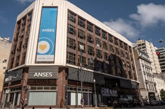 ANSES oficializó el aumento