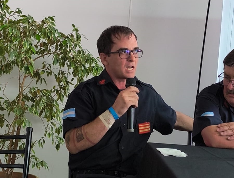 Más allá del deber