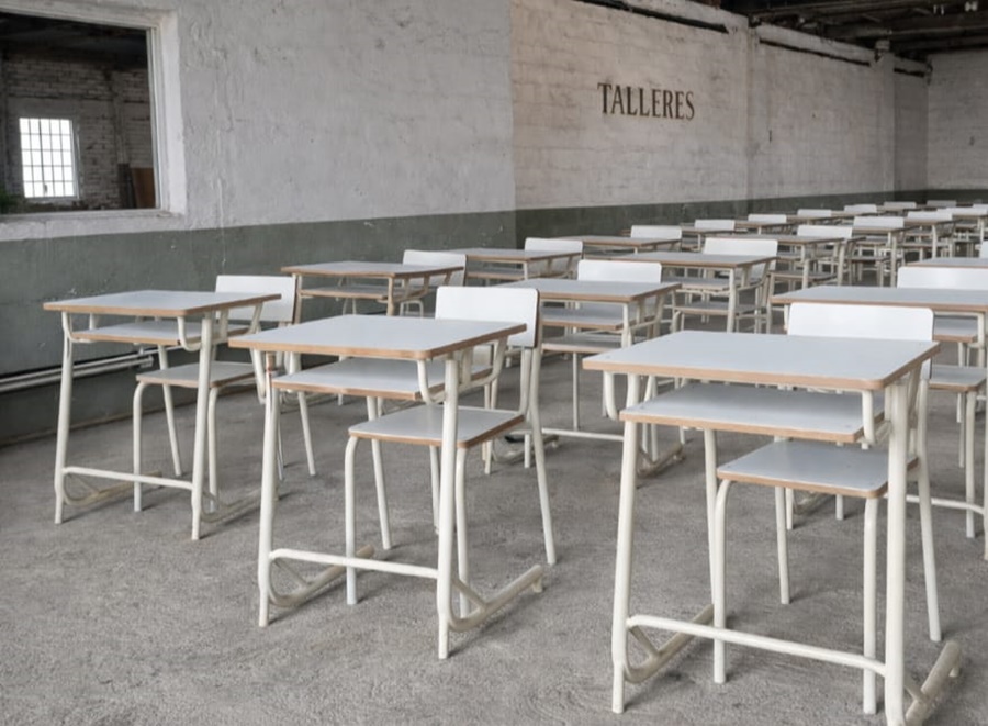 Nueva entrega de mobiliario