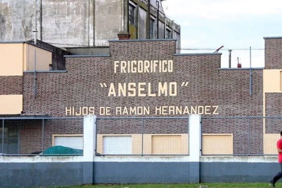 Un frigorífico de Tres