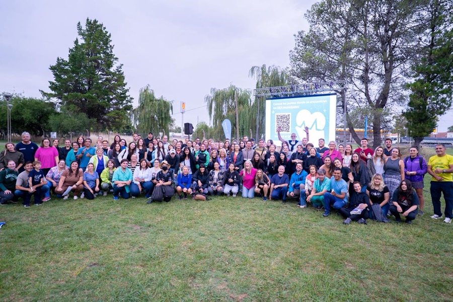 Alrededor de un centenar