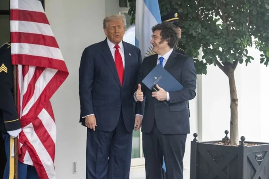En medio de la