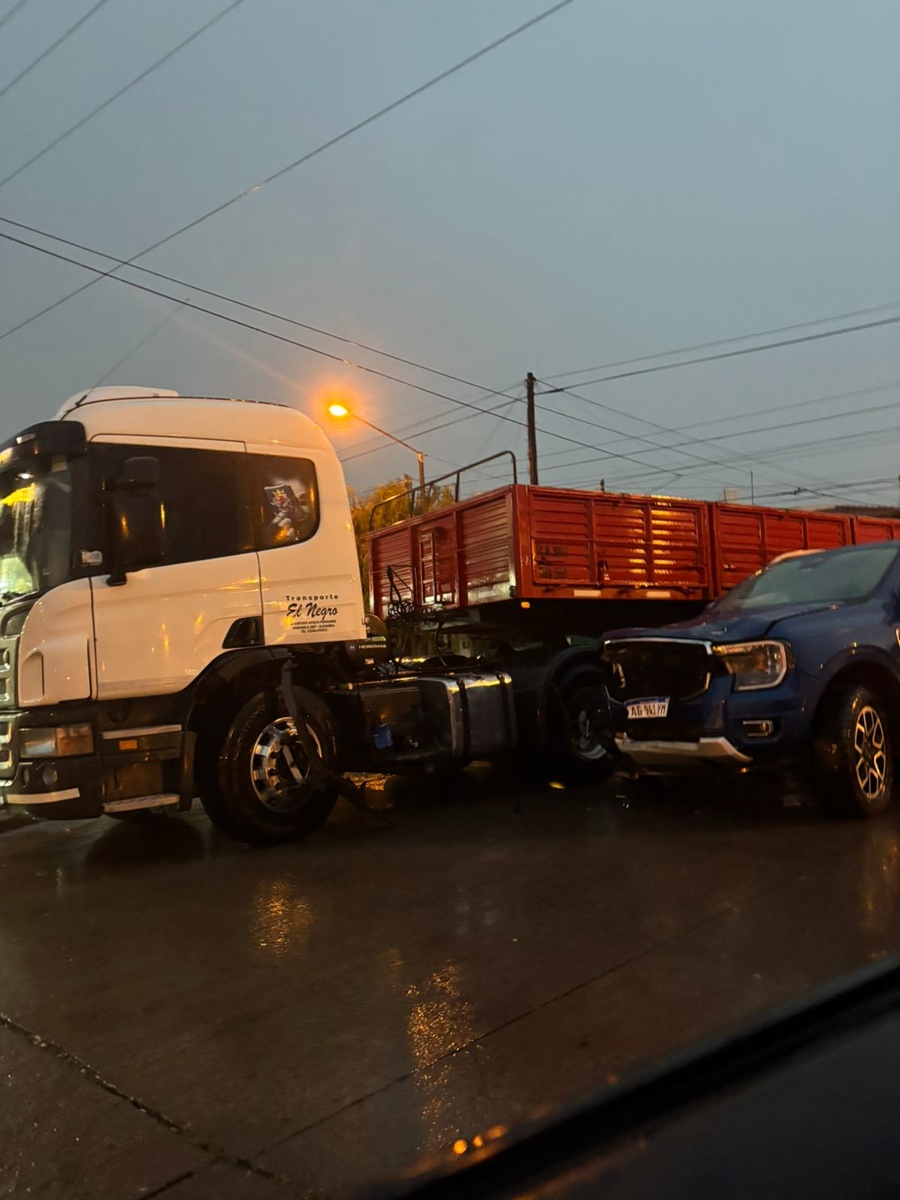 Fuerte choque entre un