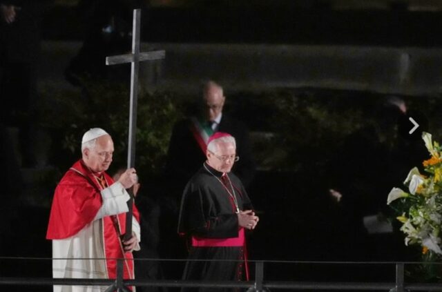 León XIV encabezó un