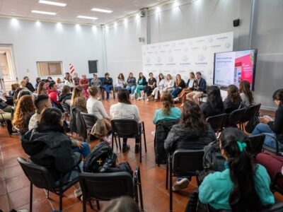 Más de 130 profesionales