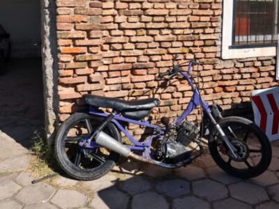 Secuestran motovehículo con numeración