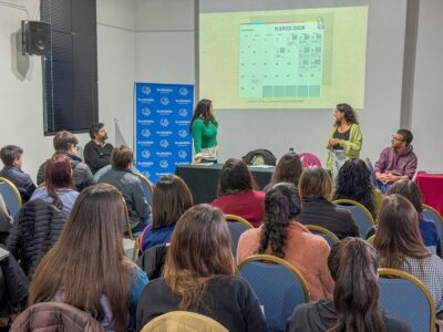 A auditorio completo se
