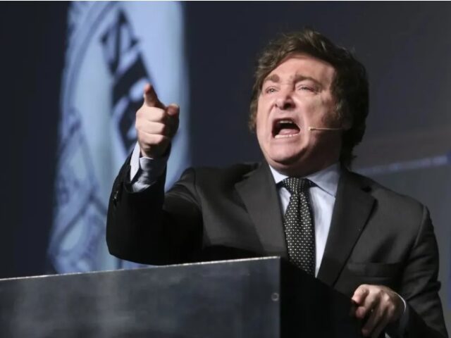 Javier Milei viaja a