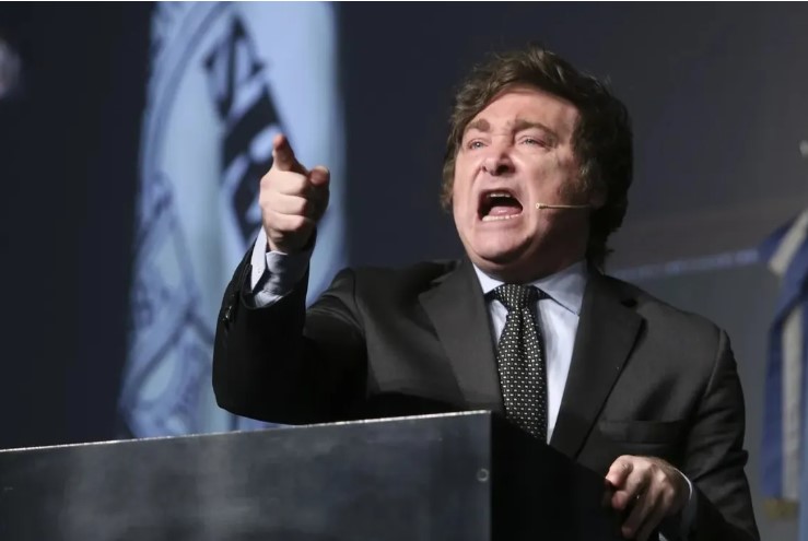 Javier Milei viaja a