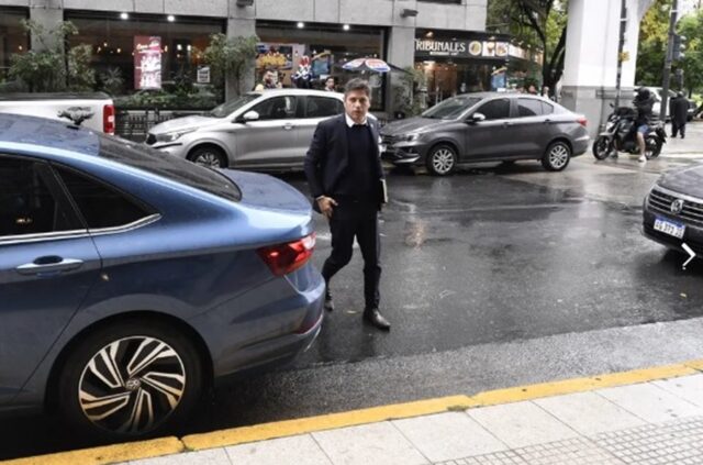 Kicillof recibe en La