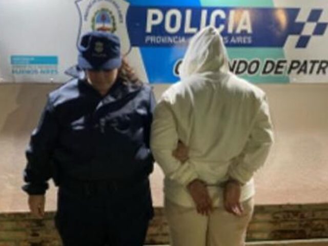 Aprehendida por desobediencia