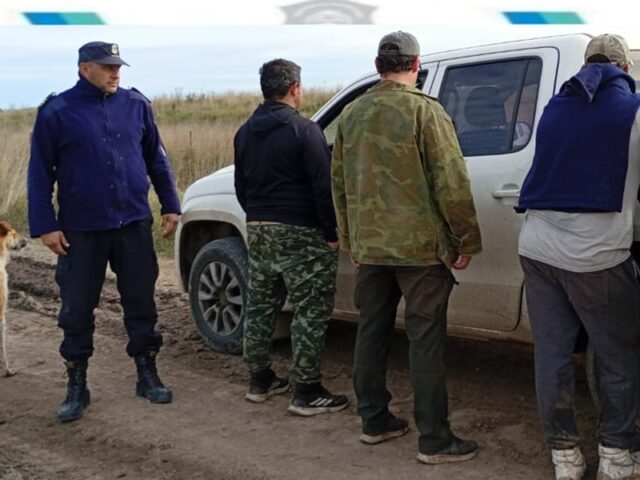 Cuatro detenidos por caza