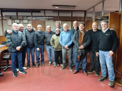 Vecinos se reunieron con