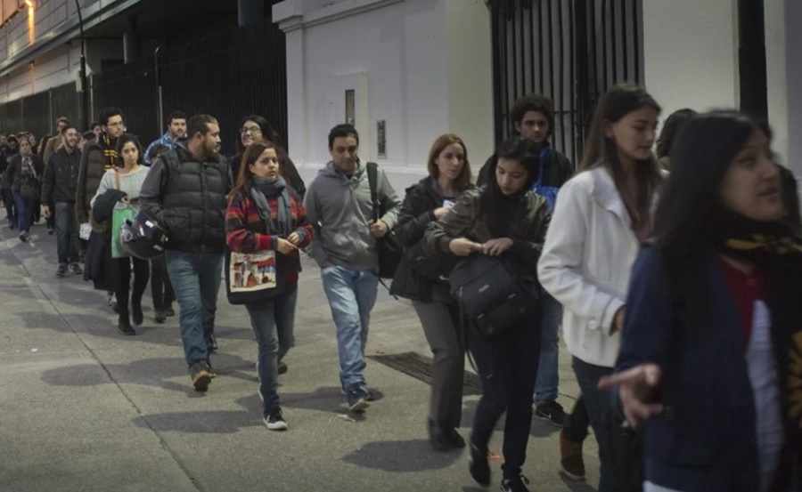Cayó el empleo formal