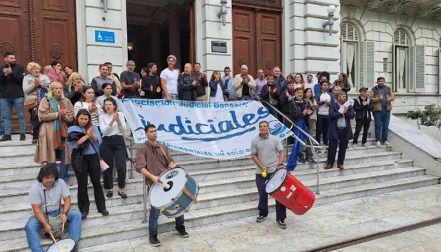 Los judiciales también acordaron
