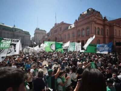 Se viene una semana