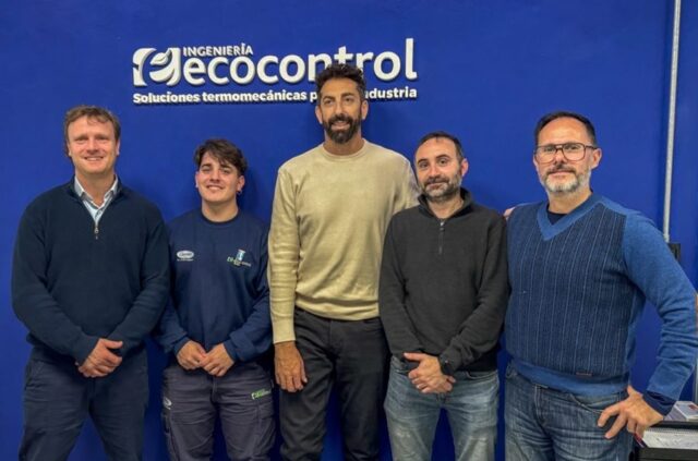 Wesner visitó las oficinas