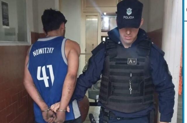 Detienen a un hombre